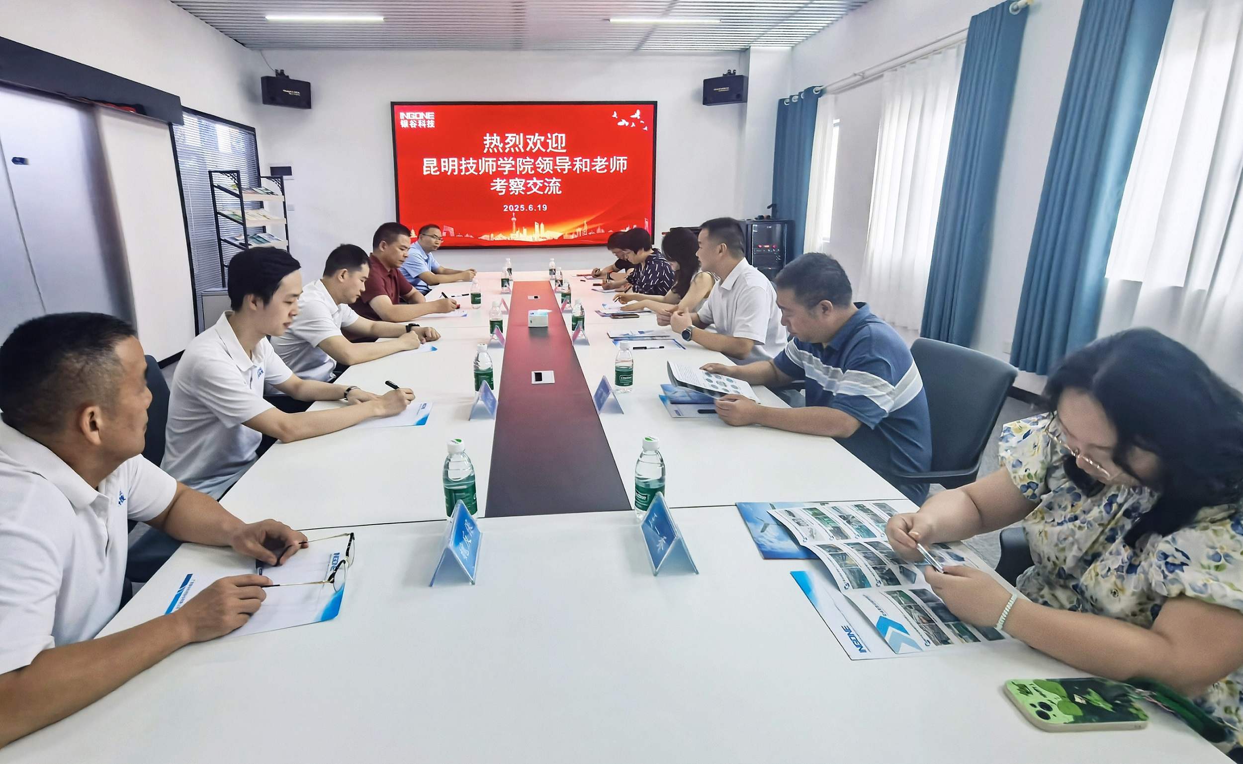 共筑技能人才新高地 | 昆明技师学院党委张副书记一行莅临银谷科技考察交流